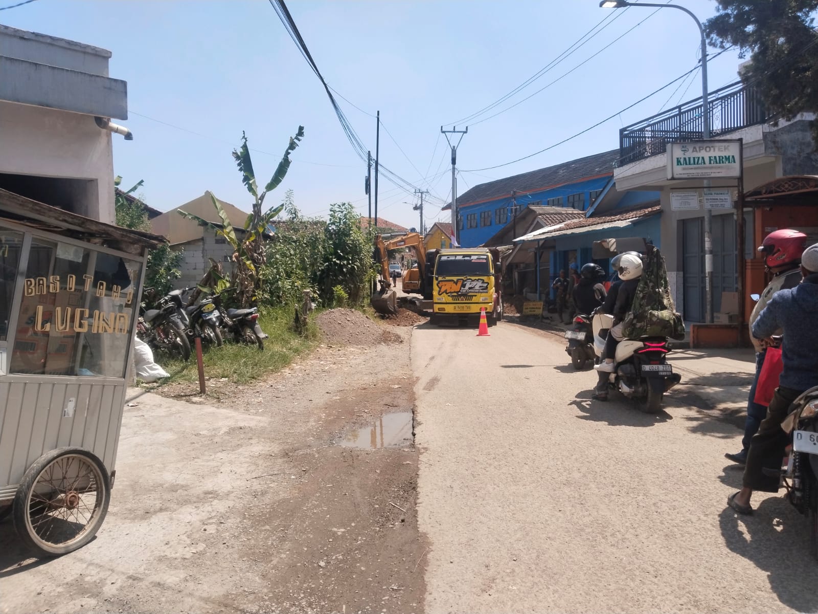 Pembangunan Jalan Ciririp–Bangsaya–Buninagara Disorot: Konsultan Pengawas dan Kontraktor Diduga Sulit Dikonfirmasi